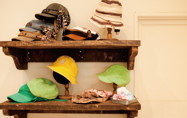 大阪市中央区難波/アパレル雑貨店の内装・デザイン施工実績